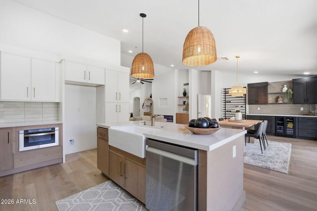 5440 W SARAGOSA Street, Chandler, AZ 85226