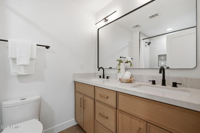 5440 W SARAGOSA Street, Chandler, AZ 85226