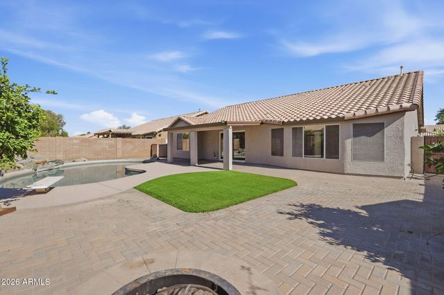 5440 W SARAGOSA Street, Chandler, AZ 85226