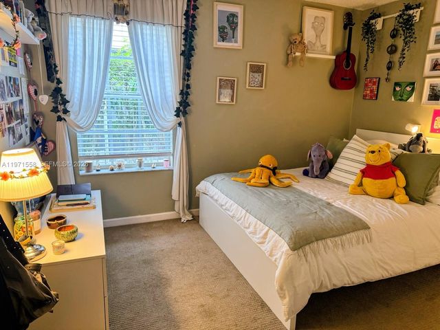 834 Verona Lake Dr, Weston, FL 33326