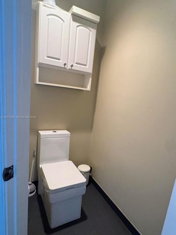 834 Verona Lake Dr, Weston, FL 33326