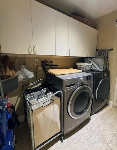 834 Verona Lake Dr, Weston, FL 33326