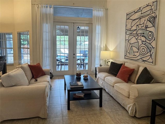 834 Verona Lake Dr, Weston, FL 33326