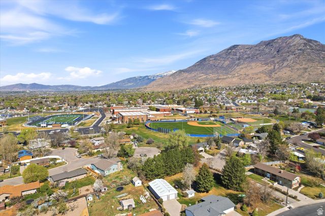 793 E ORCHARD DR, Pleasant Grove, UT 84062