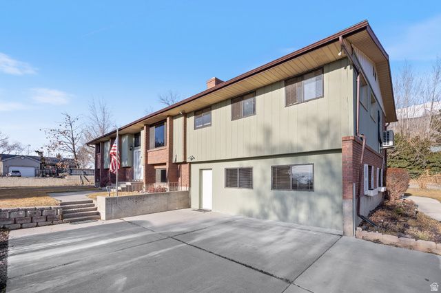 793 E ORCHARD DR, Pleasant Grove, UT 84062
