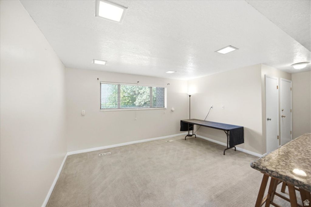 Image 41 of property listing at 793 E ORCHARD DR, Pleasant Grove, UT 84062