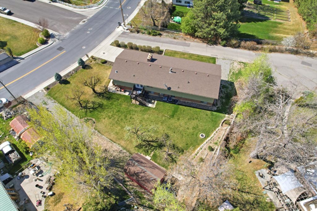 Image 48 of property listing at 793 E ORCHARD DR, Pleasant Grove, UT 84062