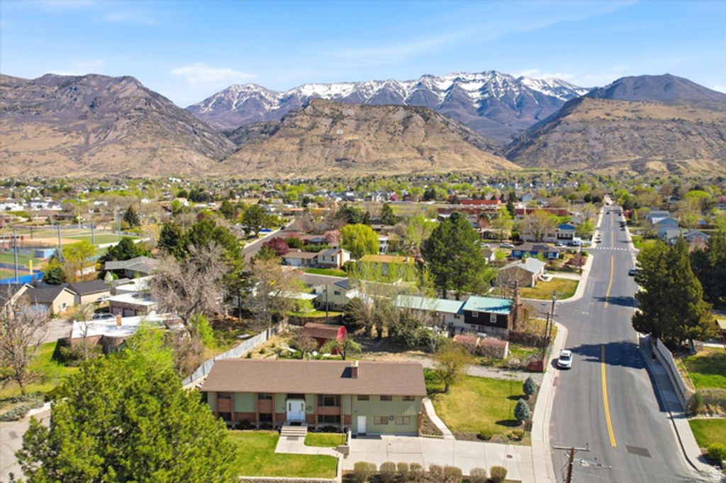 Image 49 of property listing at 793 E ORCHARD DR, Pleasant Grove, UT 84062
