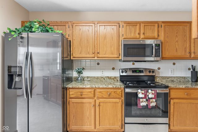 3773 Greenbriar Drive, Columbus, IN 47203