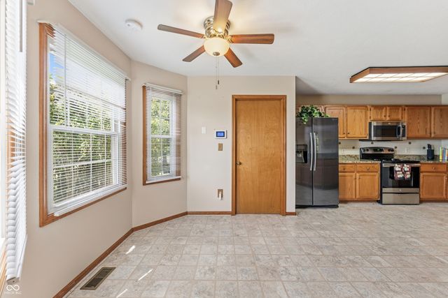 3773 Greenbriar Drive, Columbus, IN 47203