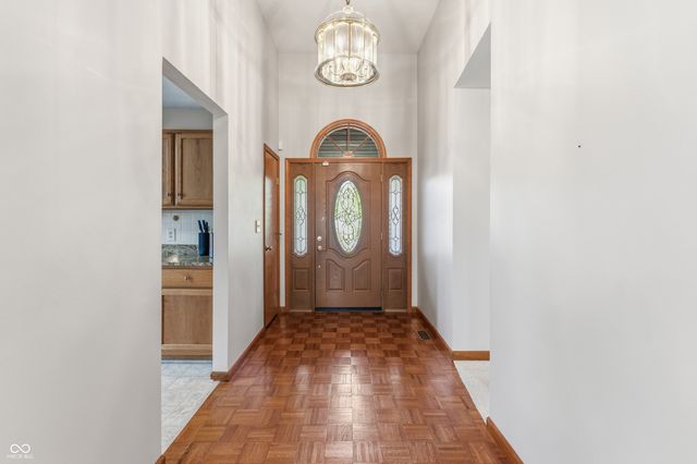 3773 Greenbriar Drive, Columbus, IN 47203