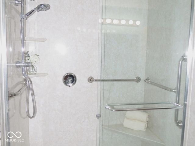 3773 Greenbriar Drive, Columbus, IN 47203