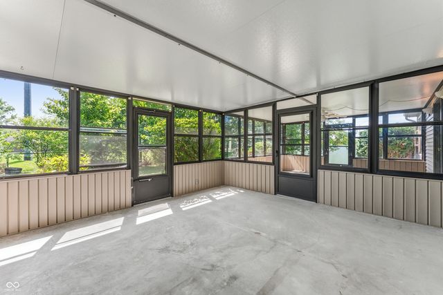 3773 Greenbriar Drive, Columbus, IN 47203