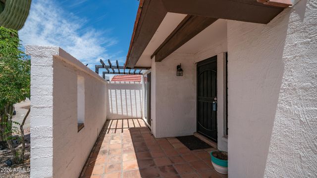 648 E TAM OSHANTER Drive, Phoenix, AZ 85022