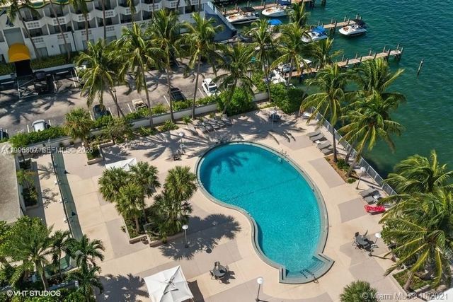 1865 79th St Cswy 8K, North Bay Village, FL 33141