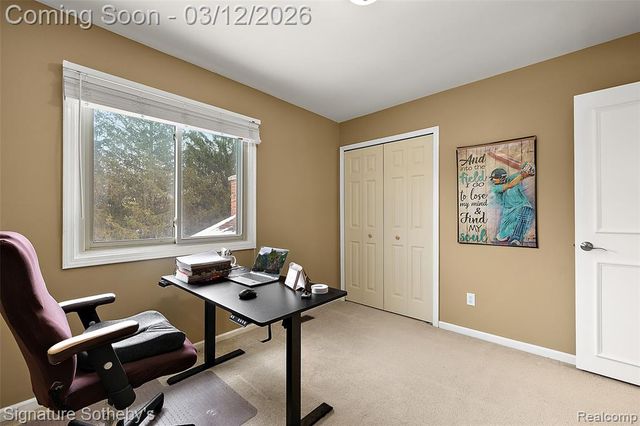 24822 Portsmouth Avenue, Novi, MI 48374