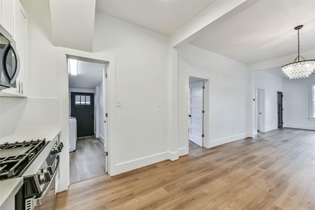 1616 38th Street, Galveston, TX 77550