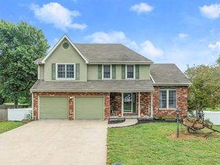 4001 N 39th Court, St Joseph, MO 64506