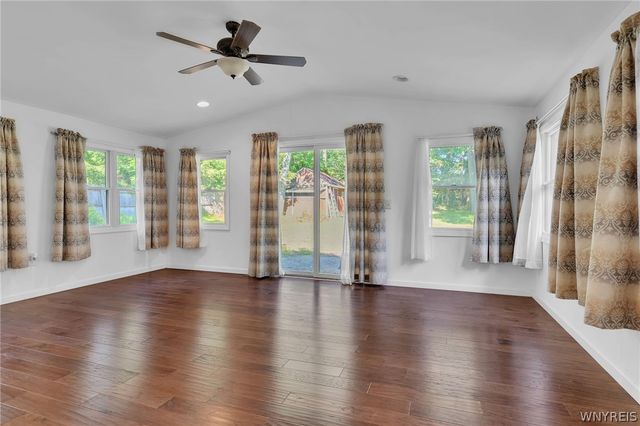 1935 Transit Road, Elma, NY 14059
