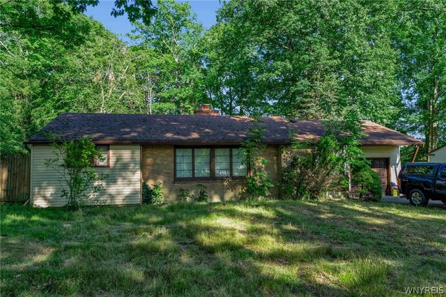 1935 Transit Road, Elma, NY 14059