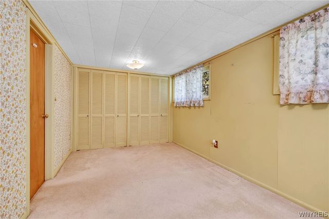 1935 Transit Road, Elma, NY 14059