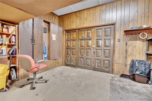1935 Transit Road, Elma, NY 14059