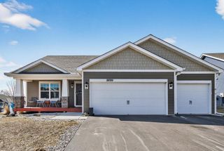 18099 Heirloom Court, Lakeville, MN 55044