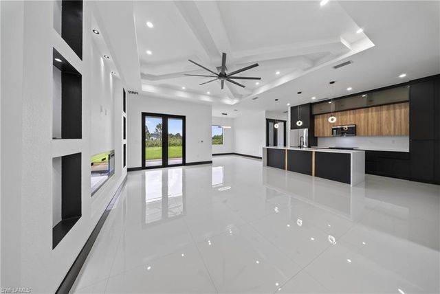 618 Wells AVE, Lehigh Acres, FL 33972