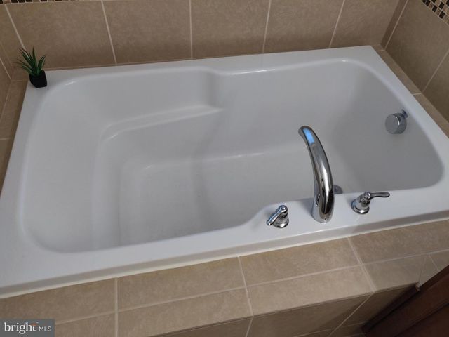 101 MILLET PL, La Plata, MD 20646