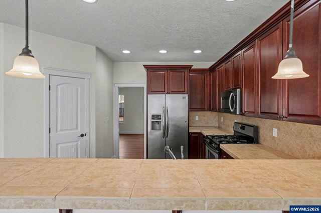 830 Limelight Av NW, Salem, OR 97304