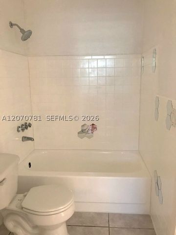 712 SW 14th Ave 3, Fort Lauderdale, FL 33312