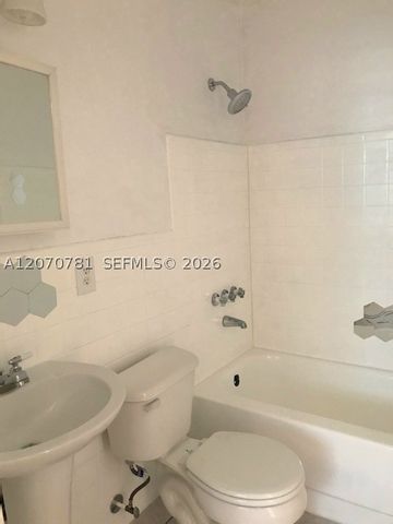 712 SW 14th Ave 3, Fort Lauderdale, FL 33312