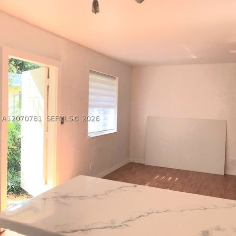 712 SW 14th Ave 3, Fort Lauderdale, FL 33312