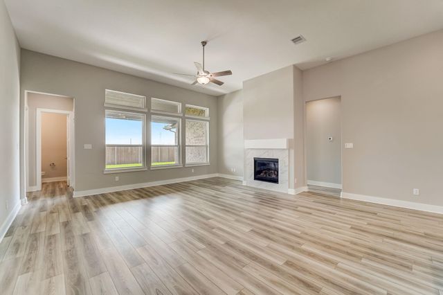 5127 Autumn Hills Trail, Pearland, TX 77584