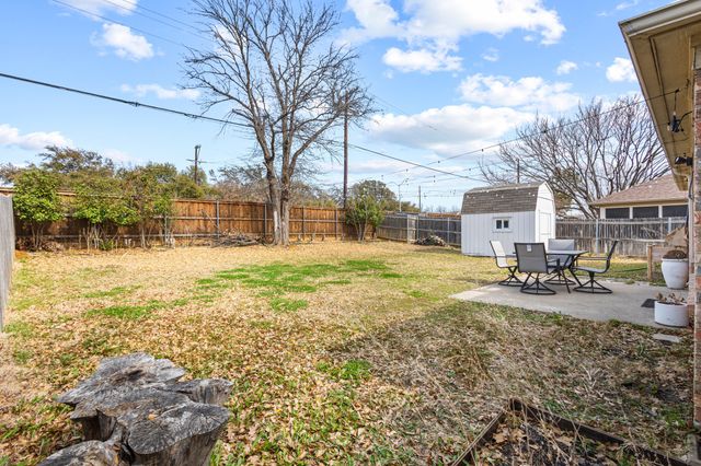 403 Attaway Drive, Euless, TX 76039