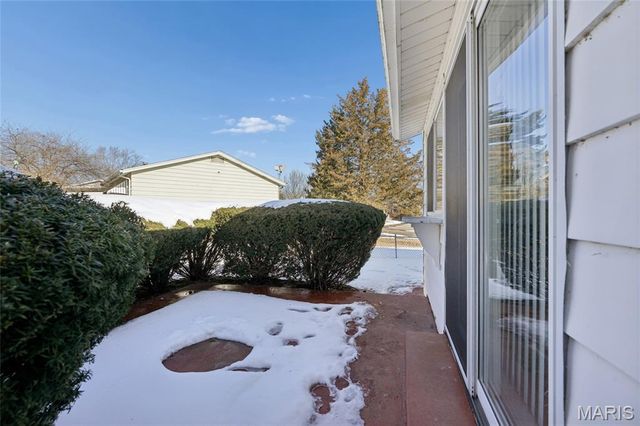 1599 Spangler Drive, Florissant, MO 63031