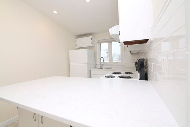 118 Pleasant Street 31, Marblehead, MA 01945