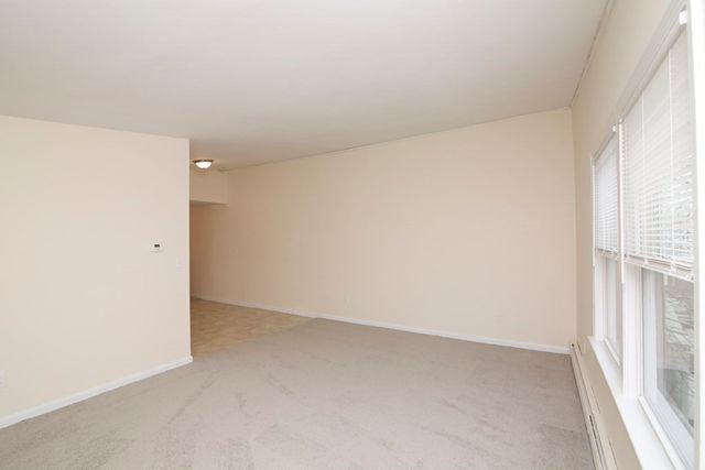 118 Pleasant Street 31, Marblehead, MA 01945
