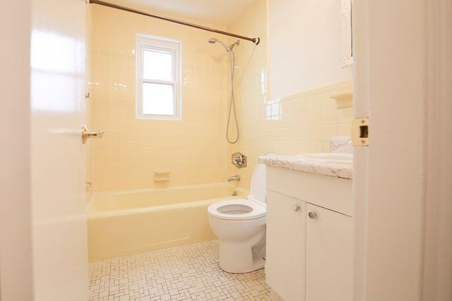 118 Pleasant Street 31, Marblehead, MA 01945