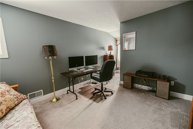 621 Brookstone, Webster, NY 14580