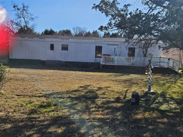 1805 Mobile Road, Grand Prairie, TX 75052