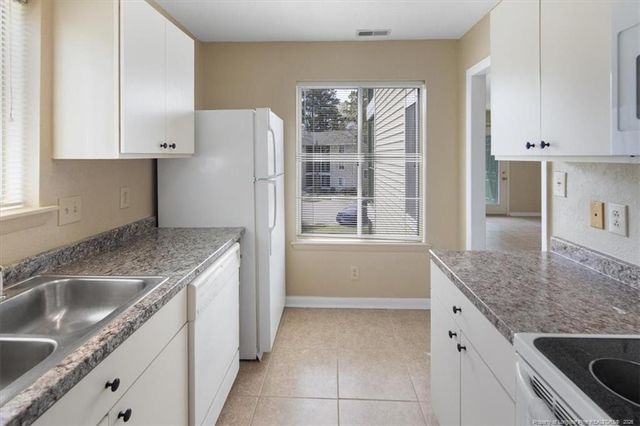 3374 Galleria Drive 11, Fayetteville, NC 28303