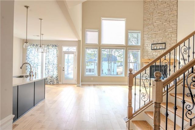 8040 Scenic Ridge Way, Ball Ground, GA 30107