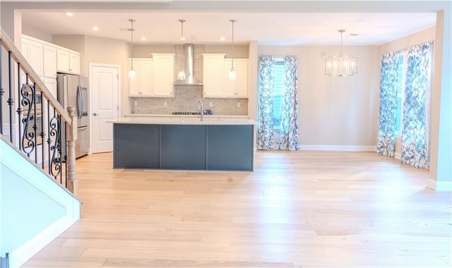 8040 Scenic Ridge Way, Ball Ground, GA 30107