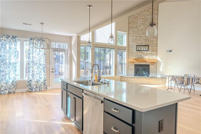 8040 Scenic Ridge Way, Ball Ground, GA 30107