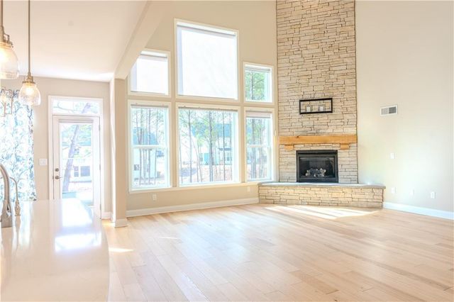 8040 Scenic Ridge Way, Ball Ground, GA 30107