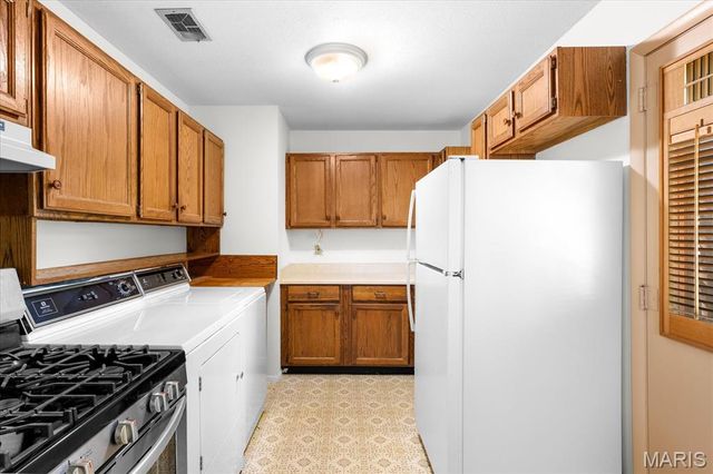 4110 Memorial Drive, Belleville, IL 62226