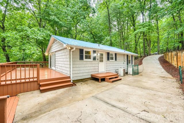 42640 Moonshine Drive, New London, NC 28127