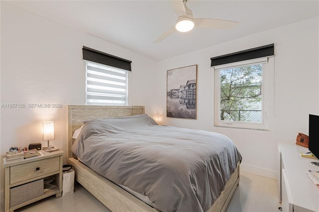 7235 SW 39th St, Miami, FL 33155