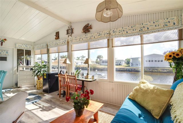 641 FAIRMOUNT DRIVE, North Port, FL 34287